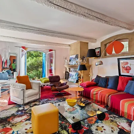 Scenic In Martigues With Private Pool La Couronne