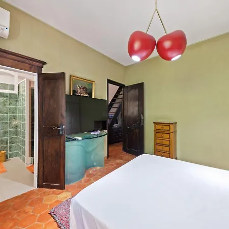 Scenic In Martigues With Private Pool Villa *